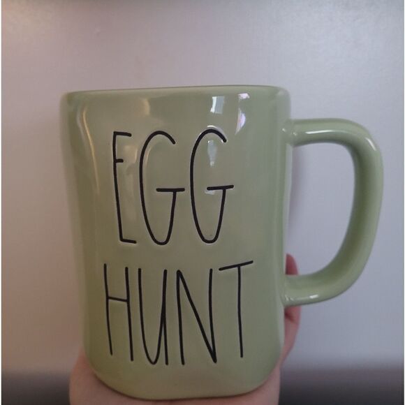 Rae Dunn Egg Hunt Easter Mug - Picture 1 of 3
